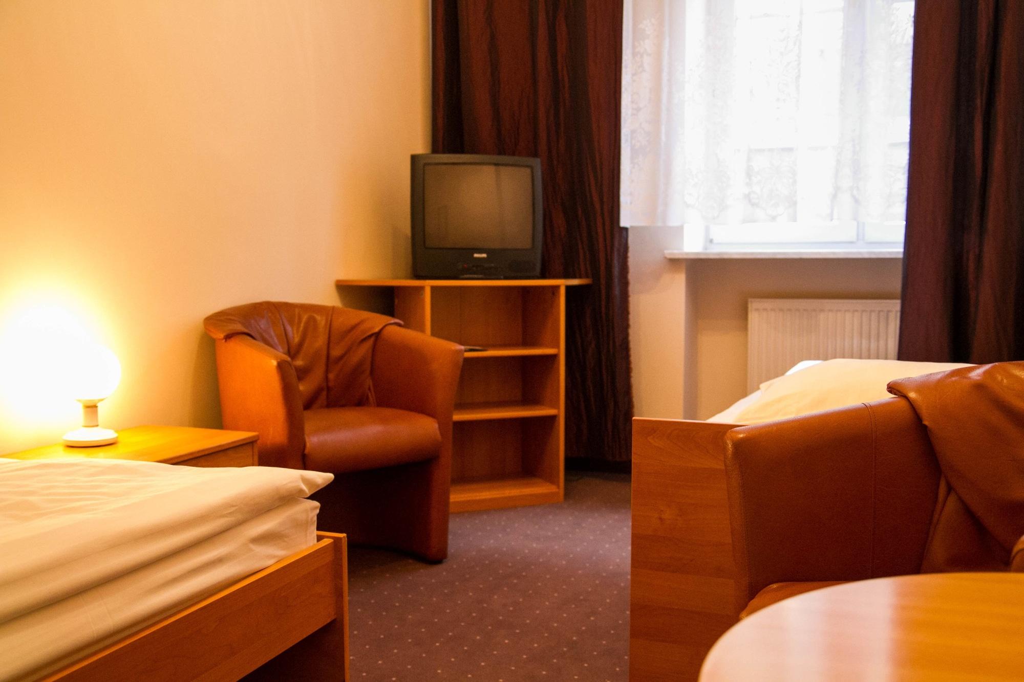 Hotel Mazowiecki Wow Warsaw Exterior photo